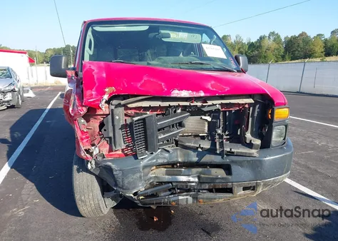 2010 Ford E-350 Super Duty Xl/Xlt из США, поврежденный, VIN 1FBNE3BL7ADA83764